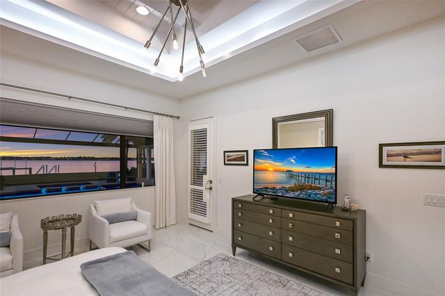 700 REGATTA WAY, Bradenton, FL 34208