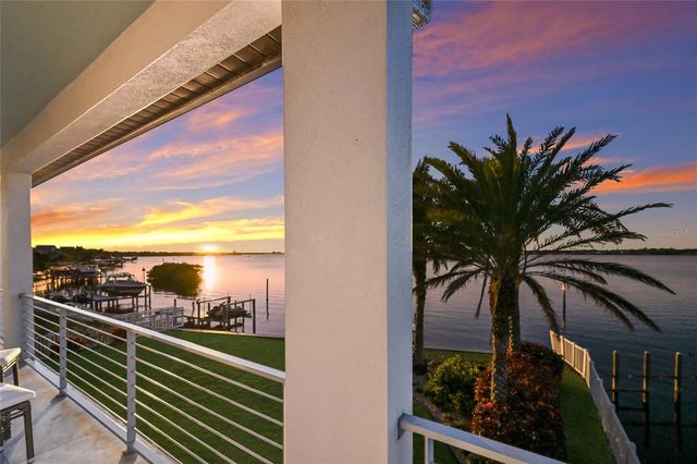 700 REGATTA WAY, Bradenton, FL 34208