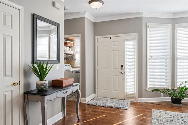 11247 W 116th Terrace, Overland Park, KS 66210