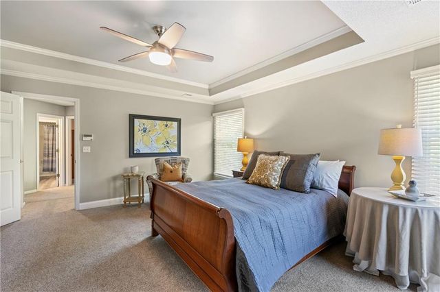 11247 W 116th Terrace, Overland Park, KS 66210