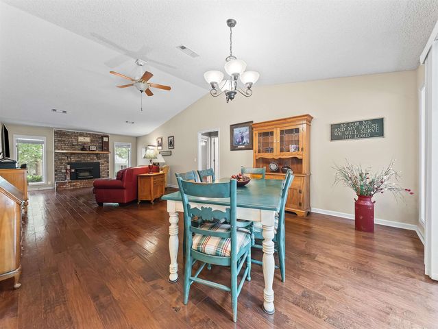 8 Playa Place, Hot Springs Village, AR 71909