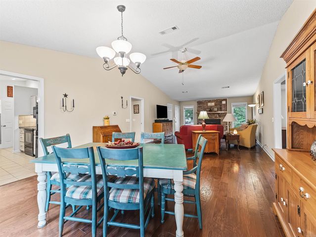 8 Playa Place, Hot Springs Village, AR 71909