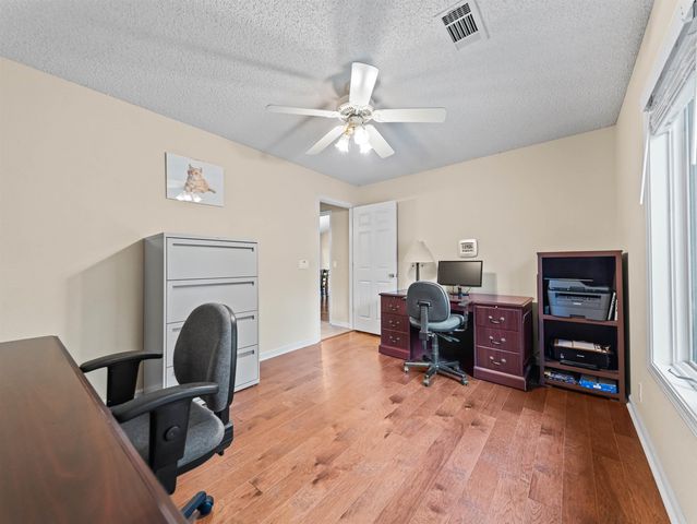 8 Playa Place, Hot Springs Village, AR 71909