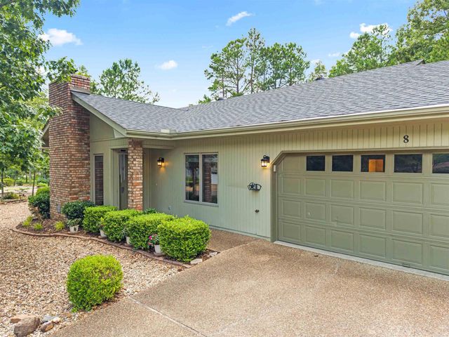 8 Playa Place, Hot Springs Village, AR 71909