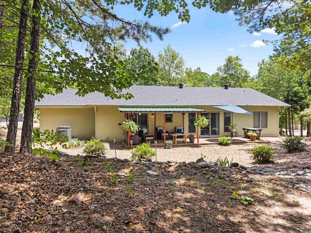 8 Playa Place, Hot Springs Village, AR 71909