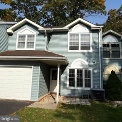 124 SARAHS LN, Horsham, PA 19044