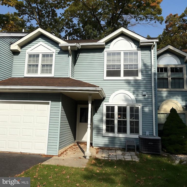 124 SARAHS LN, Horsham, PA 19044
