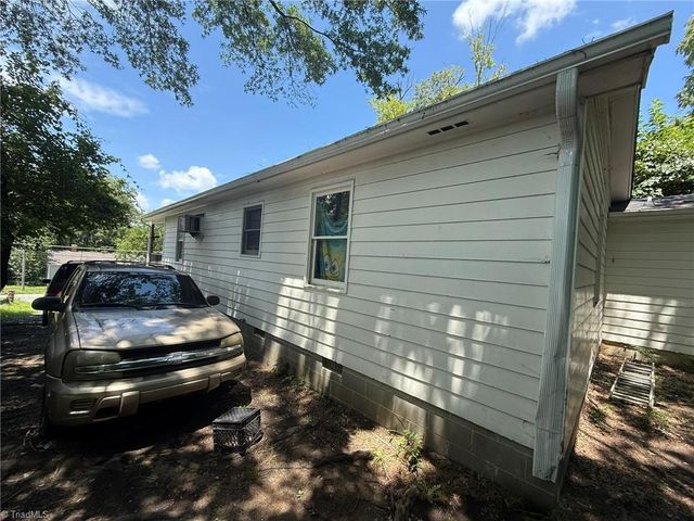 1211 Vance Street, Greensboro, NC 27406