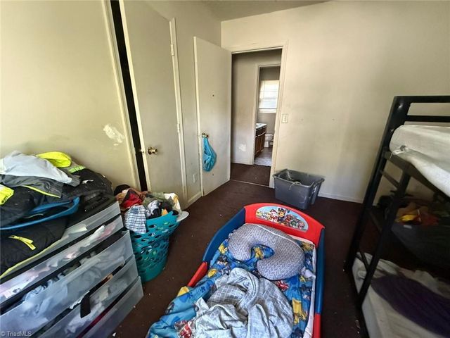 1211 Vance Street, Greensboro, NC 27406