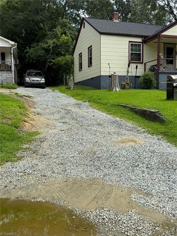 1211 Vance Street, Greensboro, NC 27406