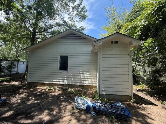 1211 Vance Street, Greensboro, NC 27406