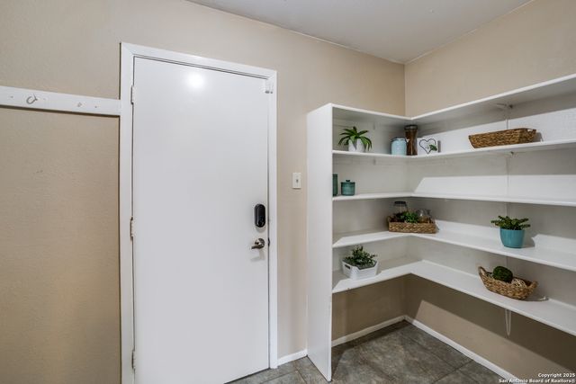 9838 Trendwood, San Antonio, TX 78250