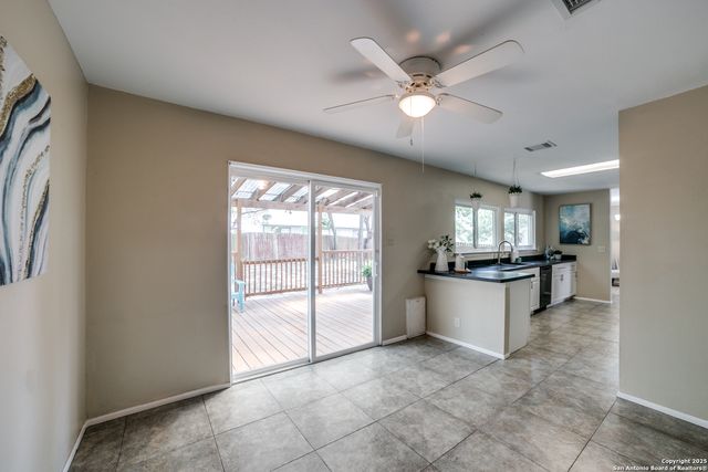 9838 Trendwood, San Antonio, TX 78250