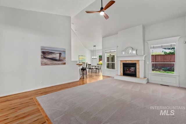 593 E Whitney Ct, Eagle, ID 83616