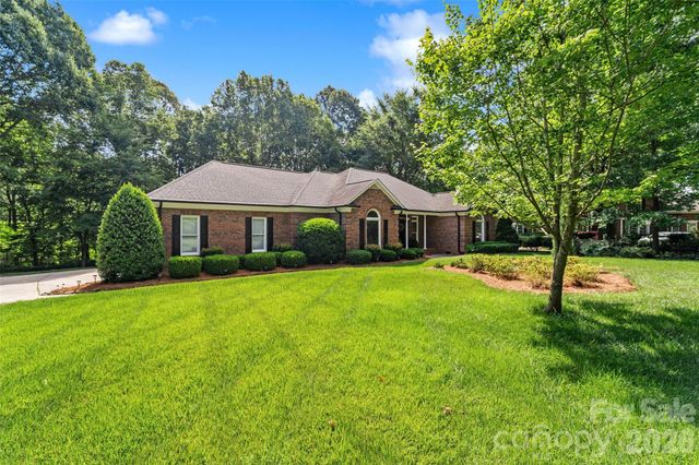 3406 Peninsula Court, Monroe, NC 28110