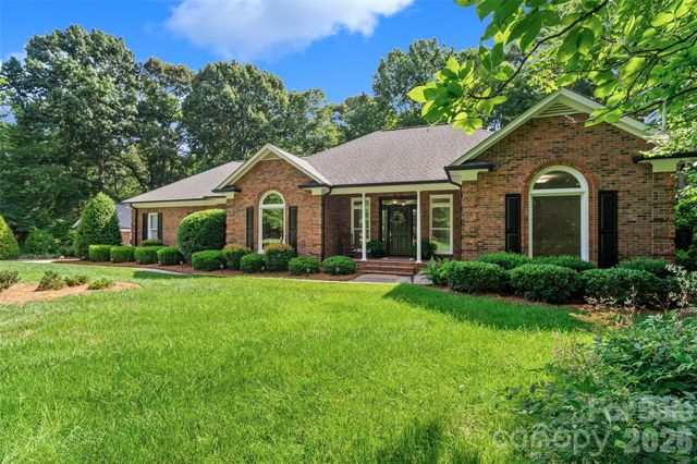 3406 Peninsula Court, Monroe, NC 28110