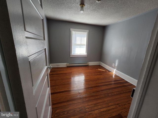105 GEORGE ST N, Ranson, WV 25438