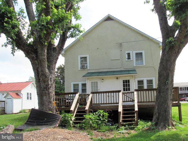 105 GEORGE ST N, Ranson, WV 25438
