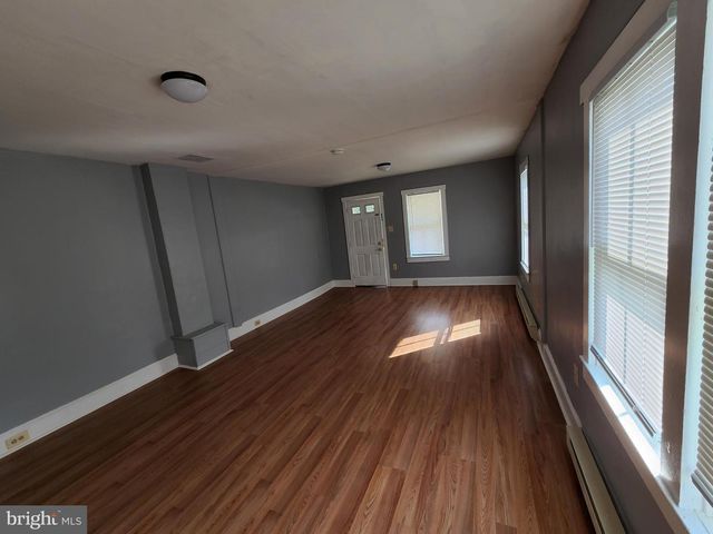 105 GEORGE ST N, Ranson, WV 25438