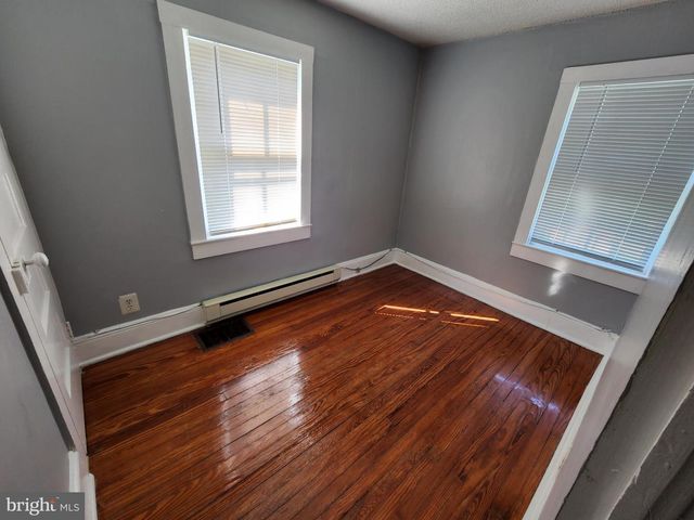 105 GEORGE ST N, Ranson, WV 25438