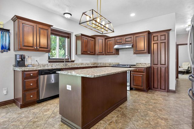 4789 N THISTLE LANE, Appleton, WI 54913