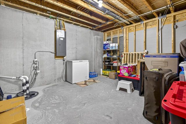 4789 N THISTLE LANE, Appleton, WI 54913