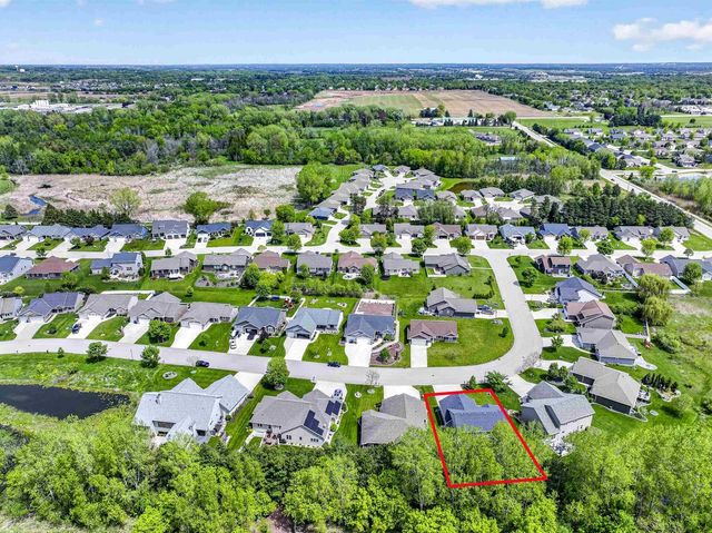 4789 N THISTLE LANE, Appleton, WI 54913