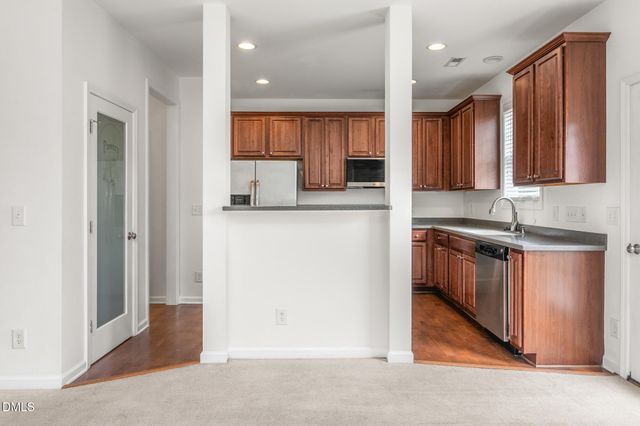 1937 Glenkirk Drive, Burlington, NC 27215