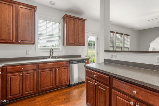 1937 Glenkirk Drive, Burlington, NC 27215