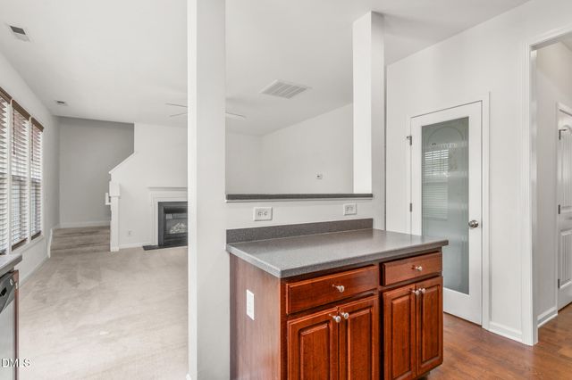 1937 Glenkirk Drive, Burlington, NC 27215