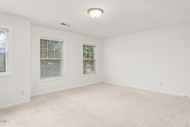 1937 Glenkirk Drive, Burlington, NC 27215