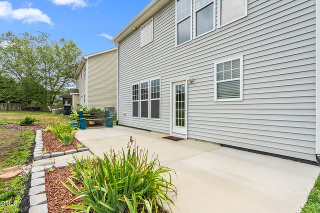 1937 Glenkirk Drive, Burlington, NC 27215