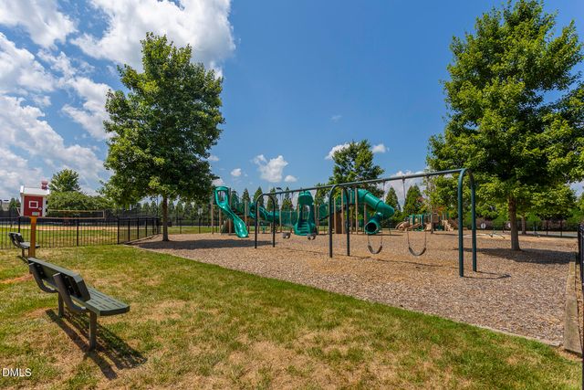 1937 Glenkirk Drive, Burlington, NC 27215