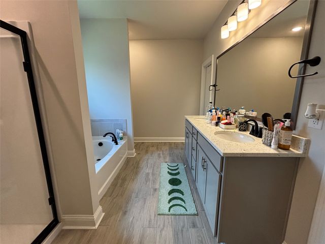 215 norwell Lane, Bossier City, LA 71111