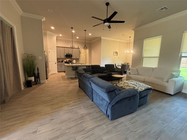 215 norwell Lane, Bossier City, LA 71111