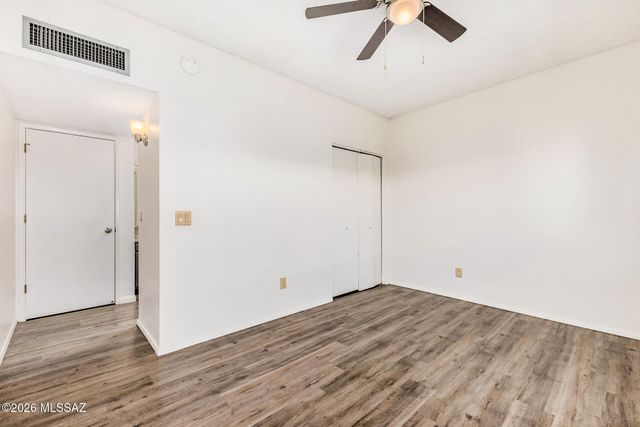 1949 N Swan Rd Unit 27, Tucson, AZ 85712