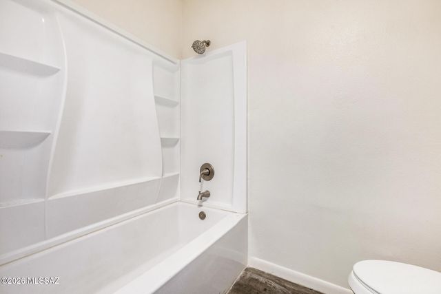 1949 N Swan Rd Unit 27, Tucson, AZ 85712