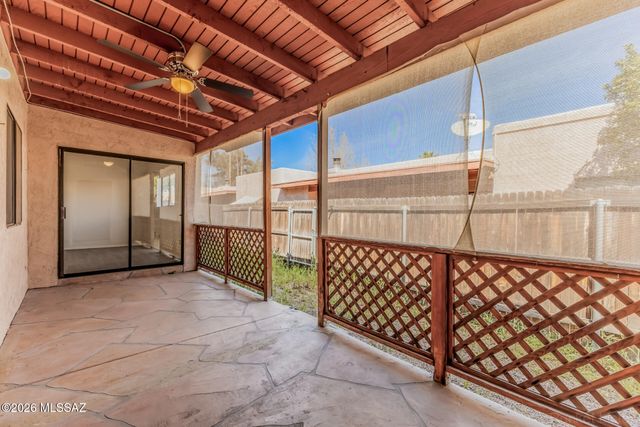 1949 N Swan Rd Unit 27, Tucson, AZ 85712