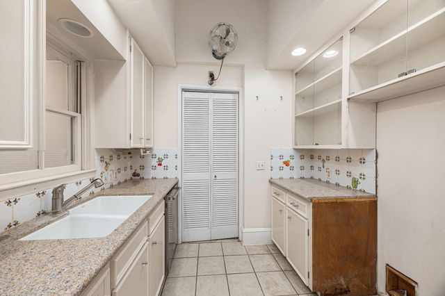 236 Preston Street, Columbus, TX 78934