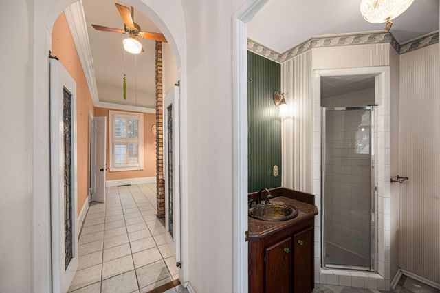 236 Preston Street, Columbus, TX 78934