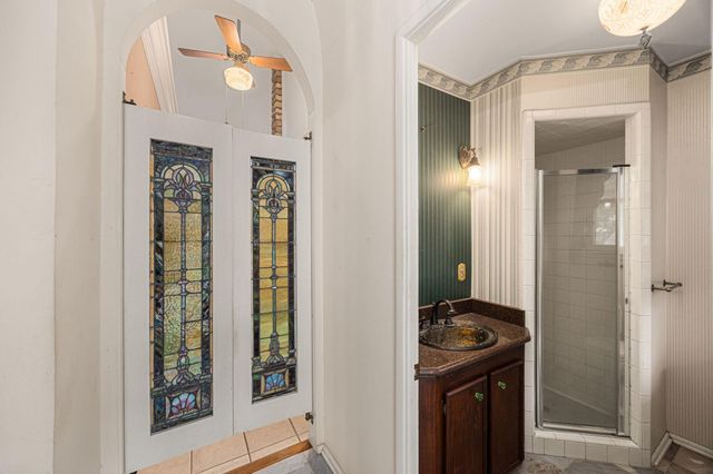 236 Preston Street, Columbus, TX 78934