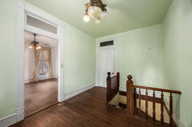 236 Preston Street, Columbus, TX 78934