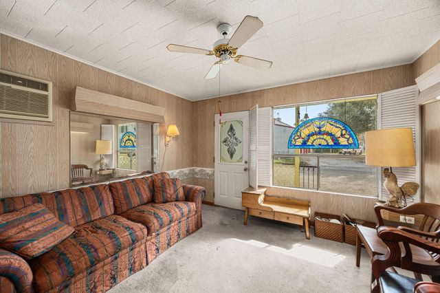 236 Preston Street, Columbus, TX 78934