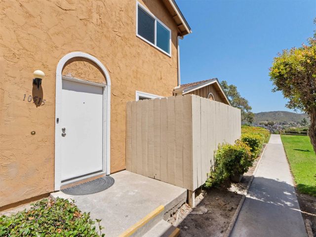 10515 Caminito Rimini, San Diego, CA 92129