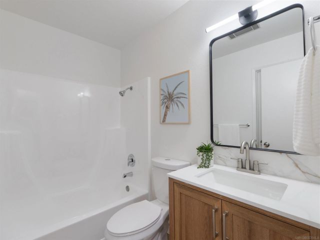 10515 Caminito Rimini, San Diego, CA 92129