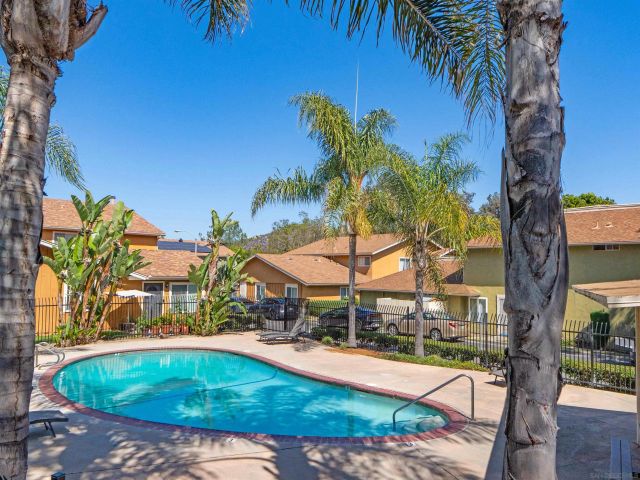 10515 Caminito Rimini, San Diego, CA 92129