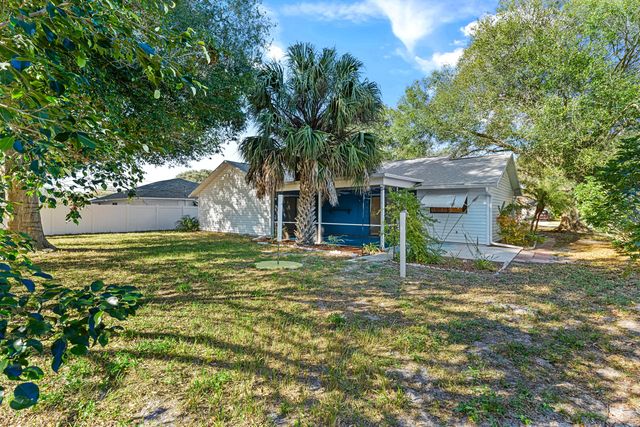 975 4th Lane, Vero Beach, FL 32962