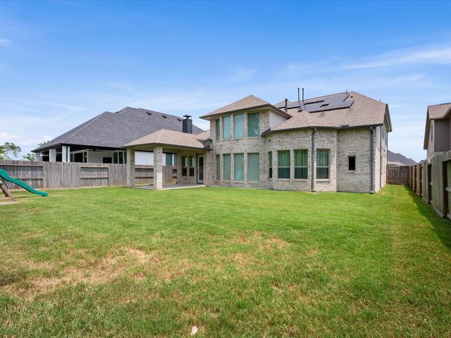 1911 Golden Leaf Drive, Missouri City, TX 77459