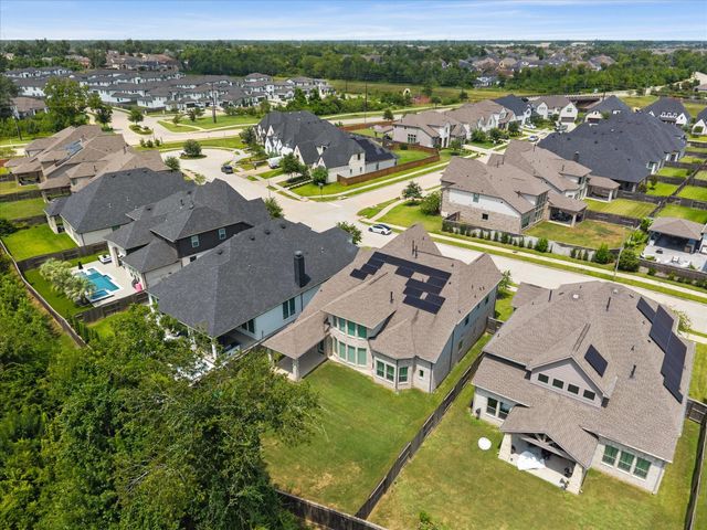 1911 Golden Leaf Drive, Missouri City, TX 77459