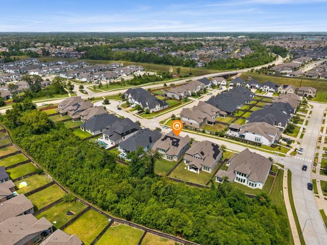 1911 Golden Leaf Drive, Missouri City, TX 77459